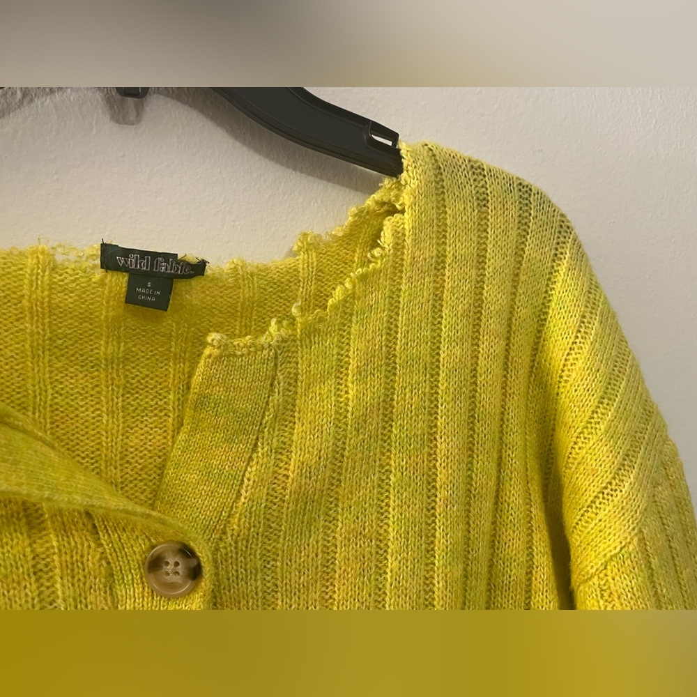 Wild Fable cropped cardigan chartreuse yellow - Picture 2 of 5